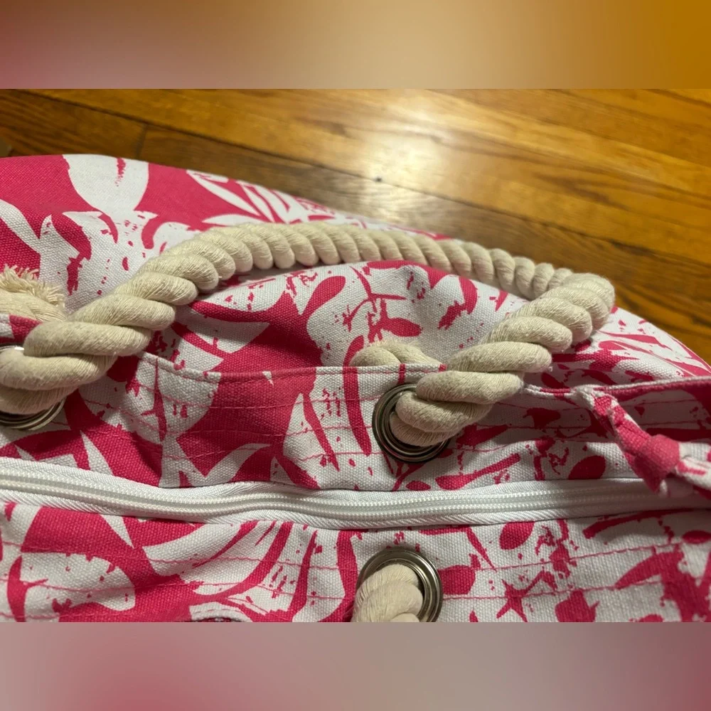 Pink and White Leaf Print Tote Bag - Picture 8 of 10